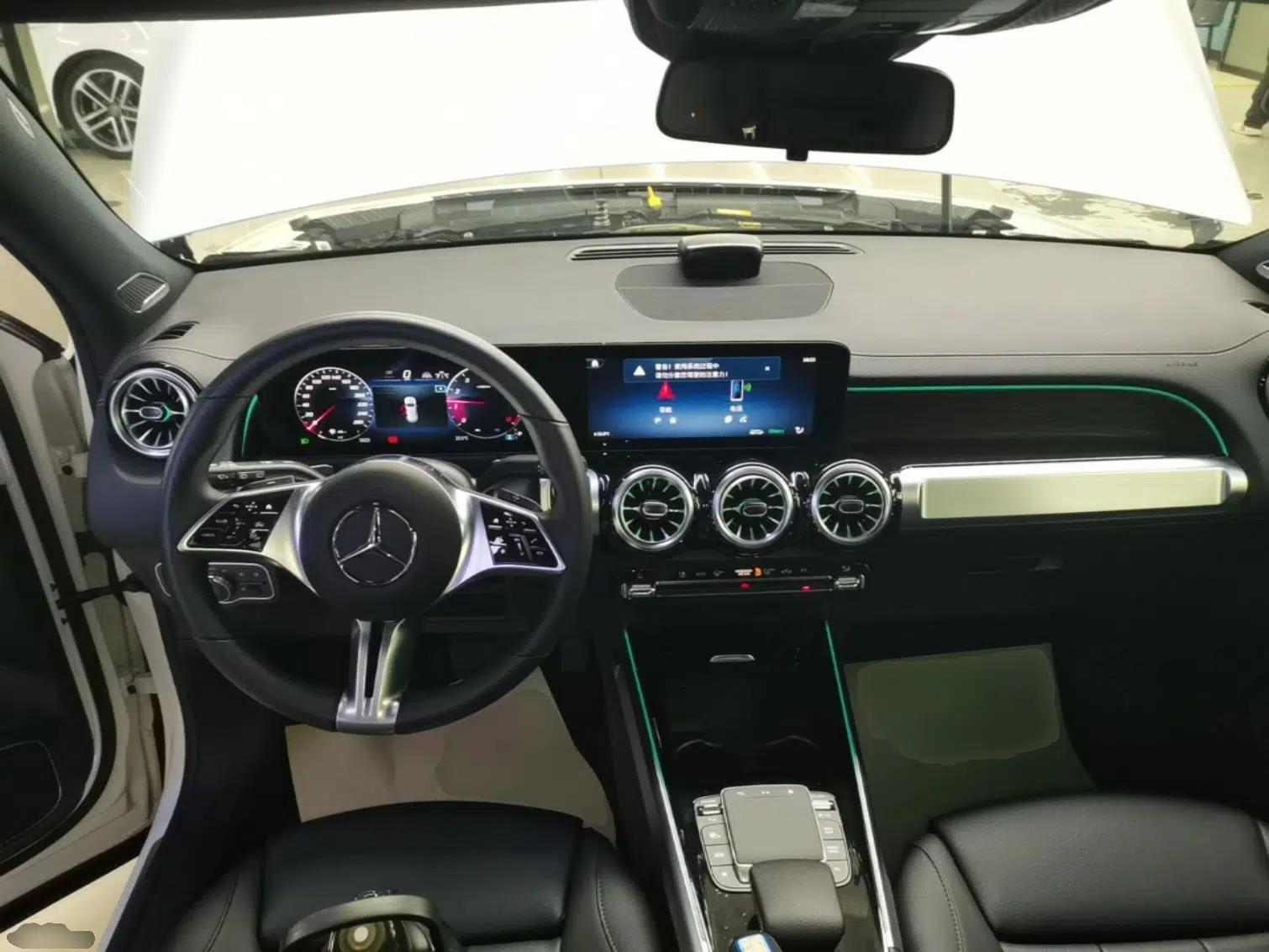 Mercedes-Benz GLB 2024 GLB 220 4MATIC — миниатюра 12