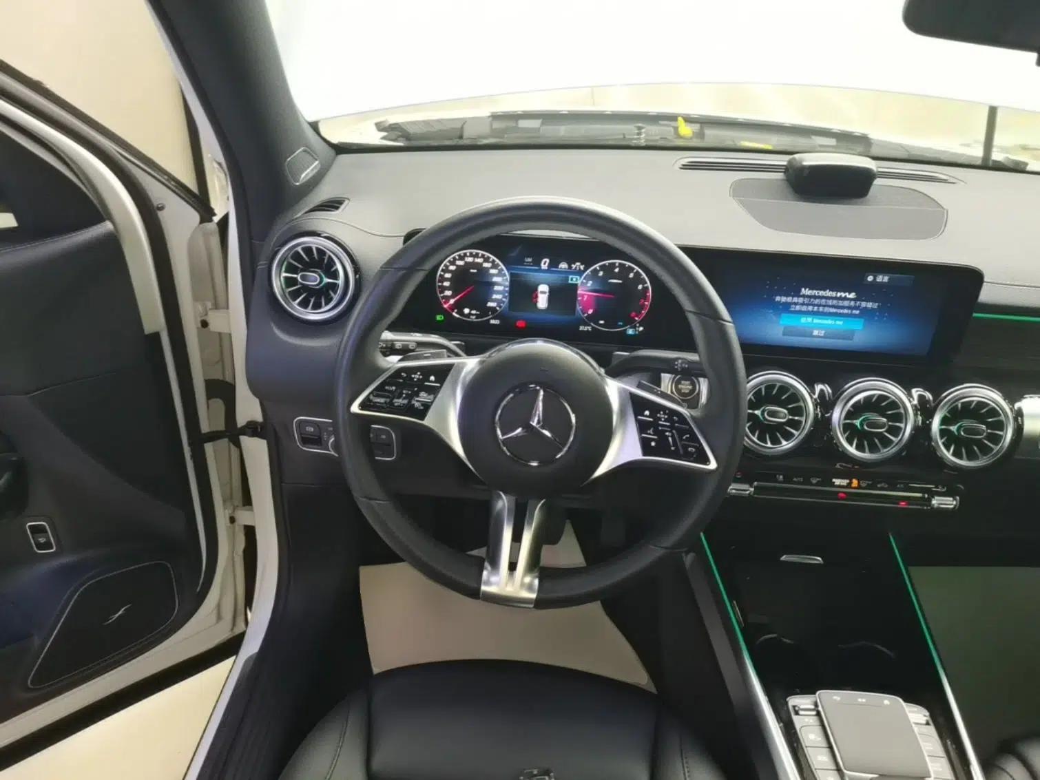 Mercedes-Benz GLB 2024 GLB 220 4MATIC — миниатюра 13