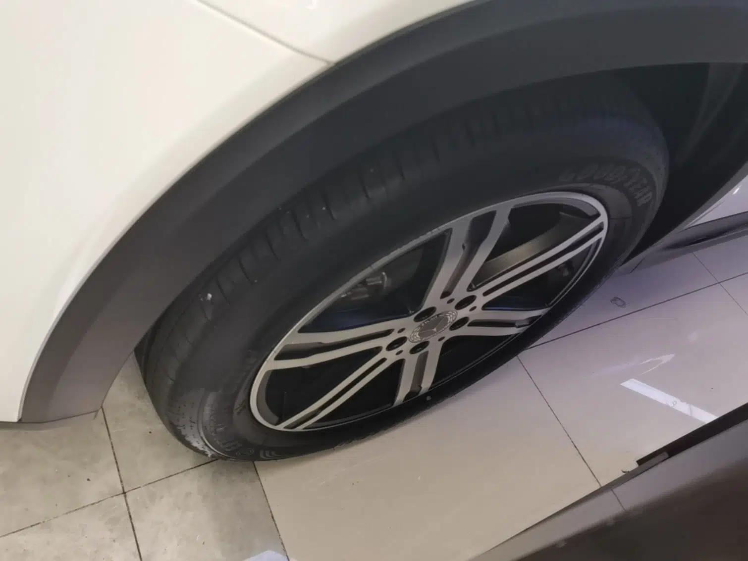 Mercedes-Benz GLB 2024 GLB 220 4MATIC — миниатюра 10