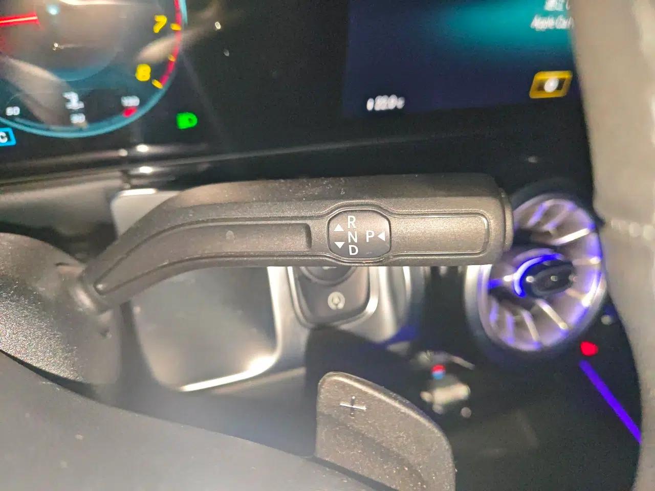Mercedes-Benz GLB 2023 GLB 220 Fashion Model — миниатюра 14