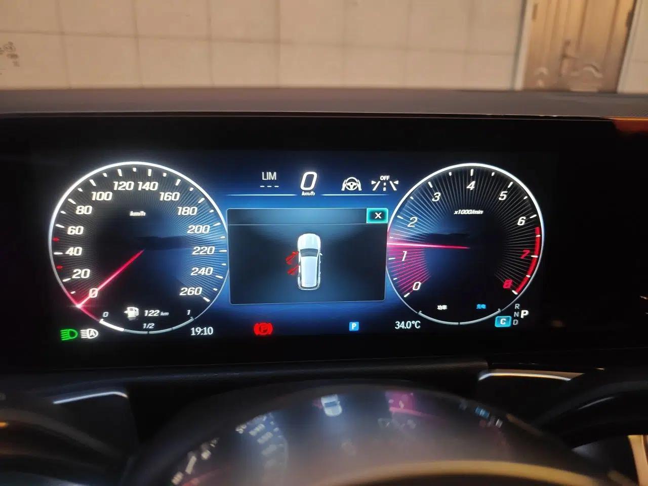 Mercedes-Benz GLB 2025 GLB 220 Sport Edition — миниатюра 11