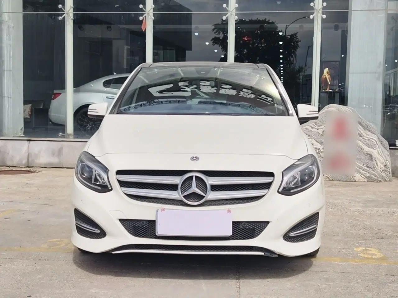 Mercedes-Benz B-Class 2017 B 200 Fashion Model — миниатюра 2
