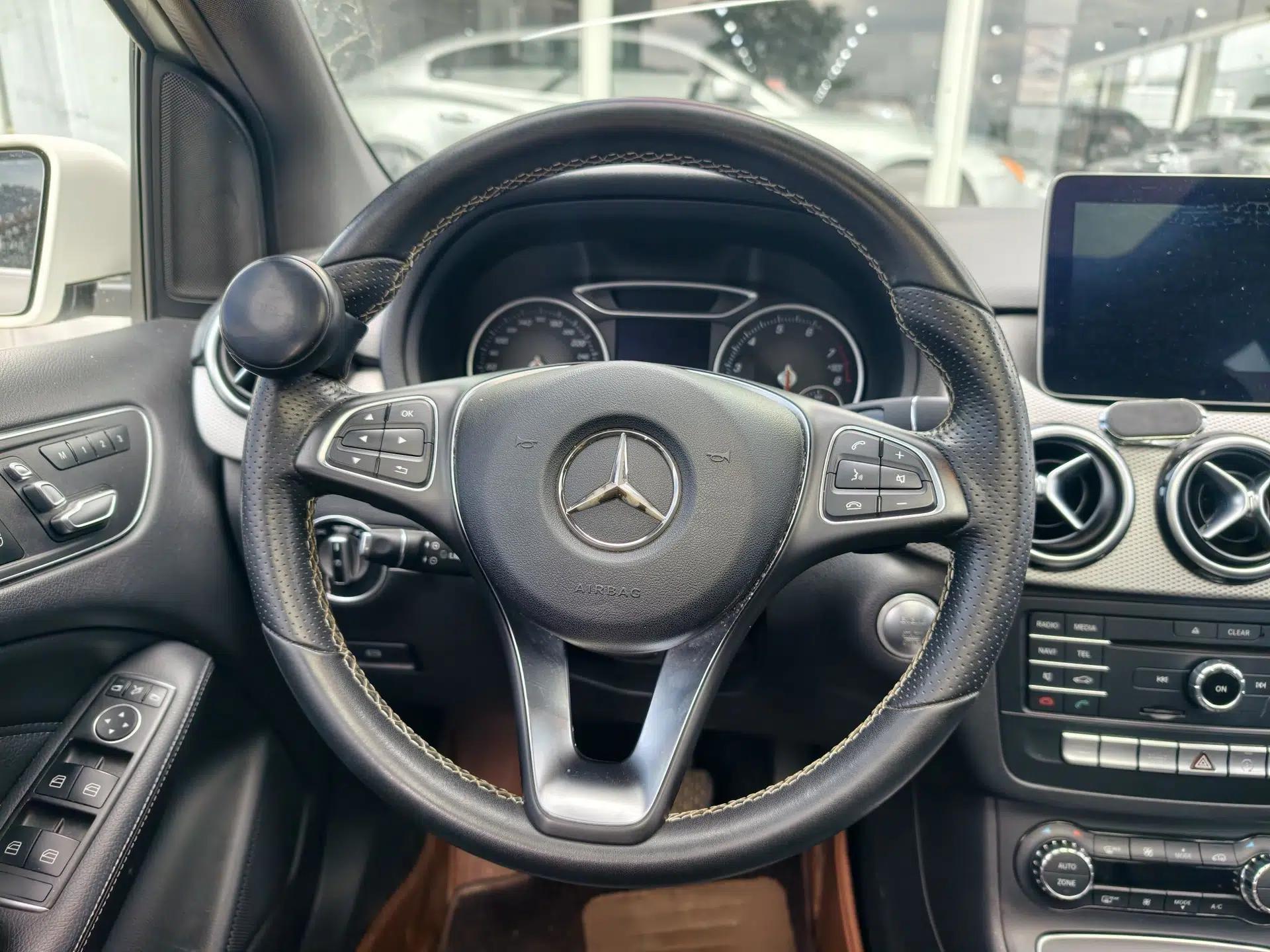 Mercedes-Benz B-Class 2017 B 200 Fashion Model — миниатюра 9