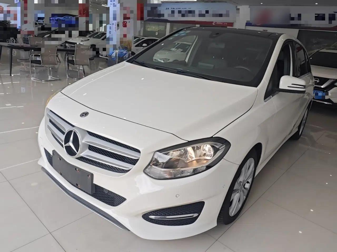 Mercedes-Benz B-Class 2017 B 200 Sport Edition — миниатюра 1
