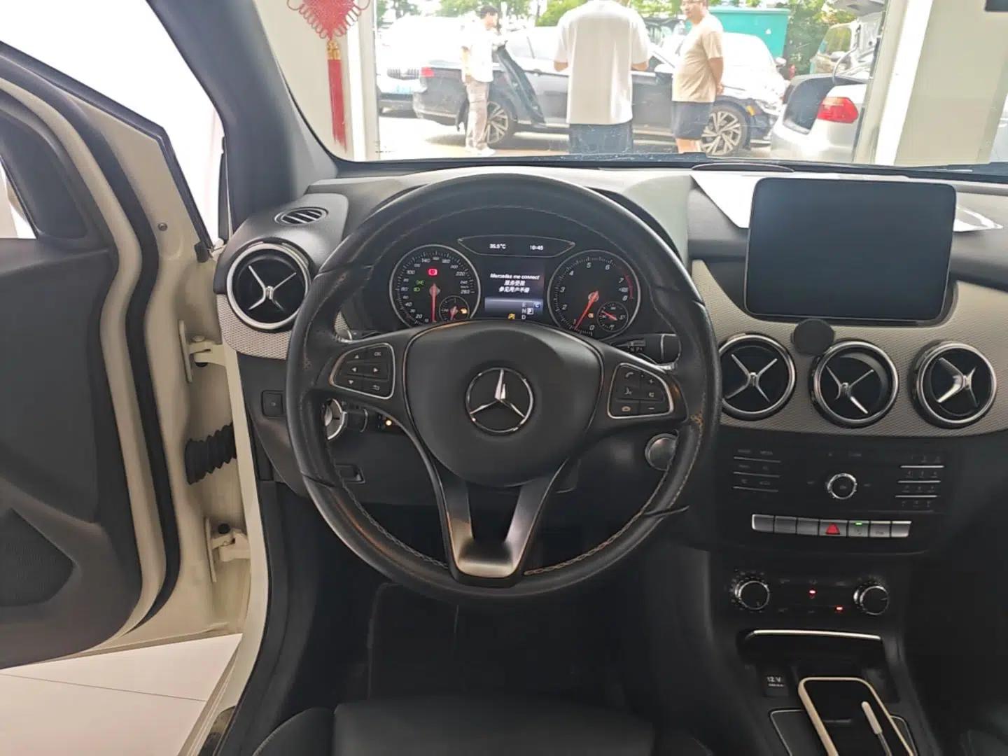 Mercedes-Benz B-Class 2017 B 200 Sport Edition — миниатюра 18