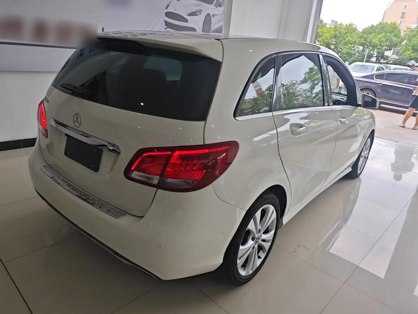 Mercedes-Benz B-Class 2017 B 200 Sport Edition — миниатюра 6
