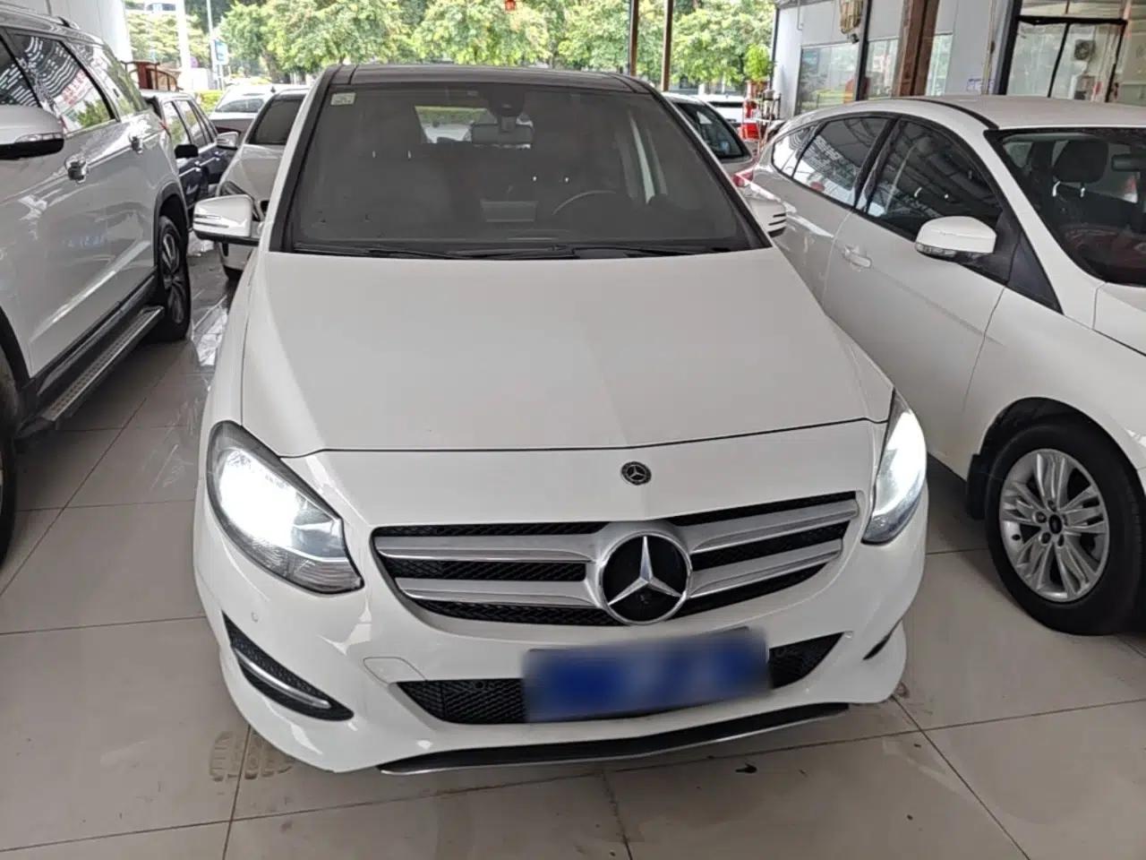 Mercedes-Benz B-Class 2018 B 200 Sport Edition — миниатюра 2