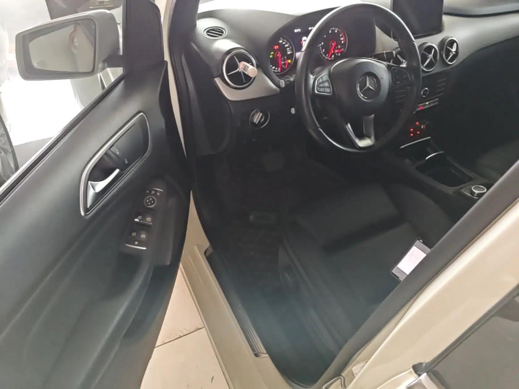 Mercedes-Benz B-Class 2018 B 200 Sport Edition — миниатюра 18