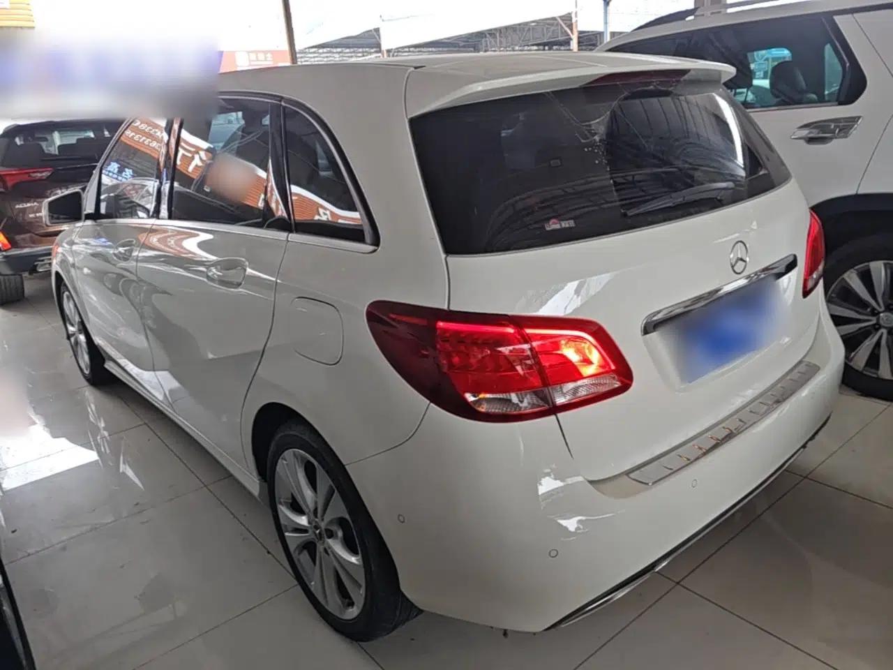 Mercedes-Benz B-Class 2018 B 200 Sport Edition — миниатюра 4