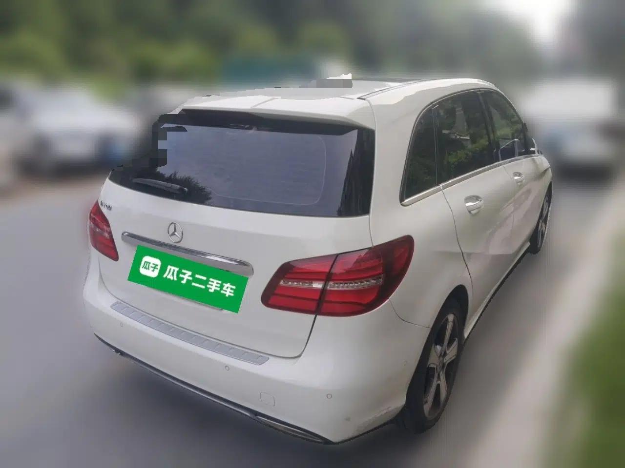 Mercedes-Benz B-Class 2019 B 200 Fashion Model — миниатюра 6