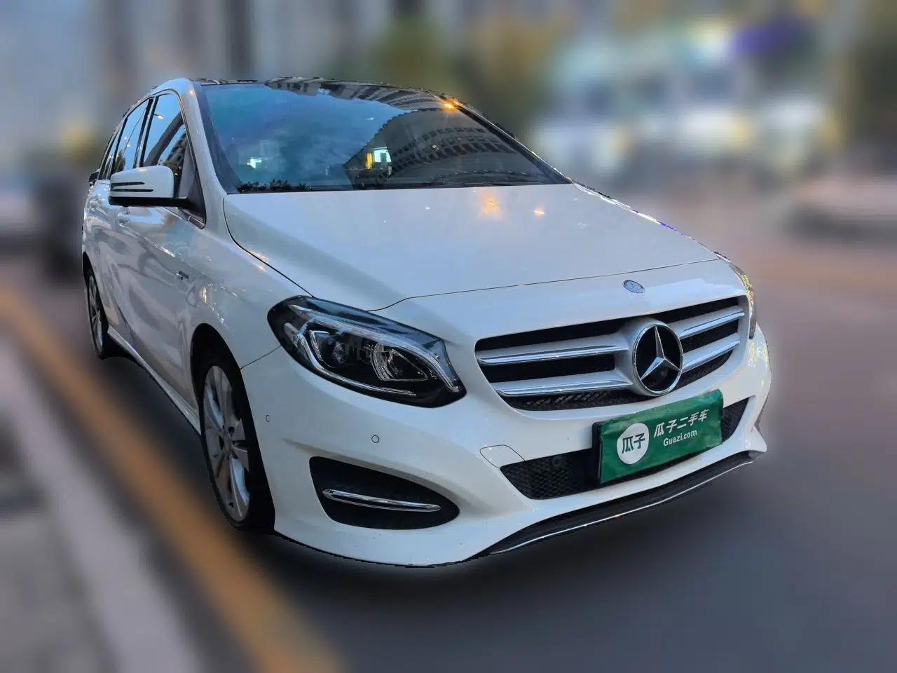 Mercedes-Benz B-Class 2015 B 200 Fashion Model — миниатюра 3