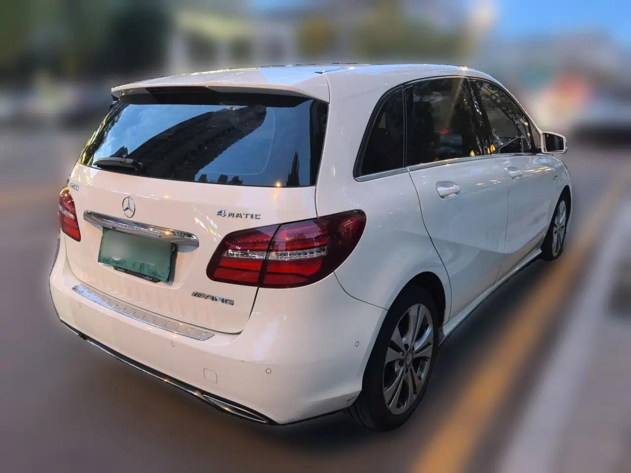 Mercedes-Benz B-Class 2015 B 200 Fashion Model — миниатюра 6
