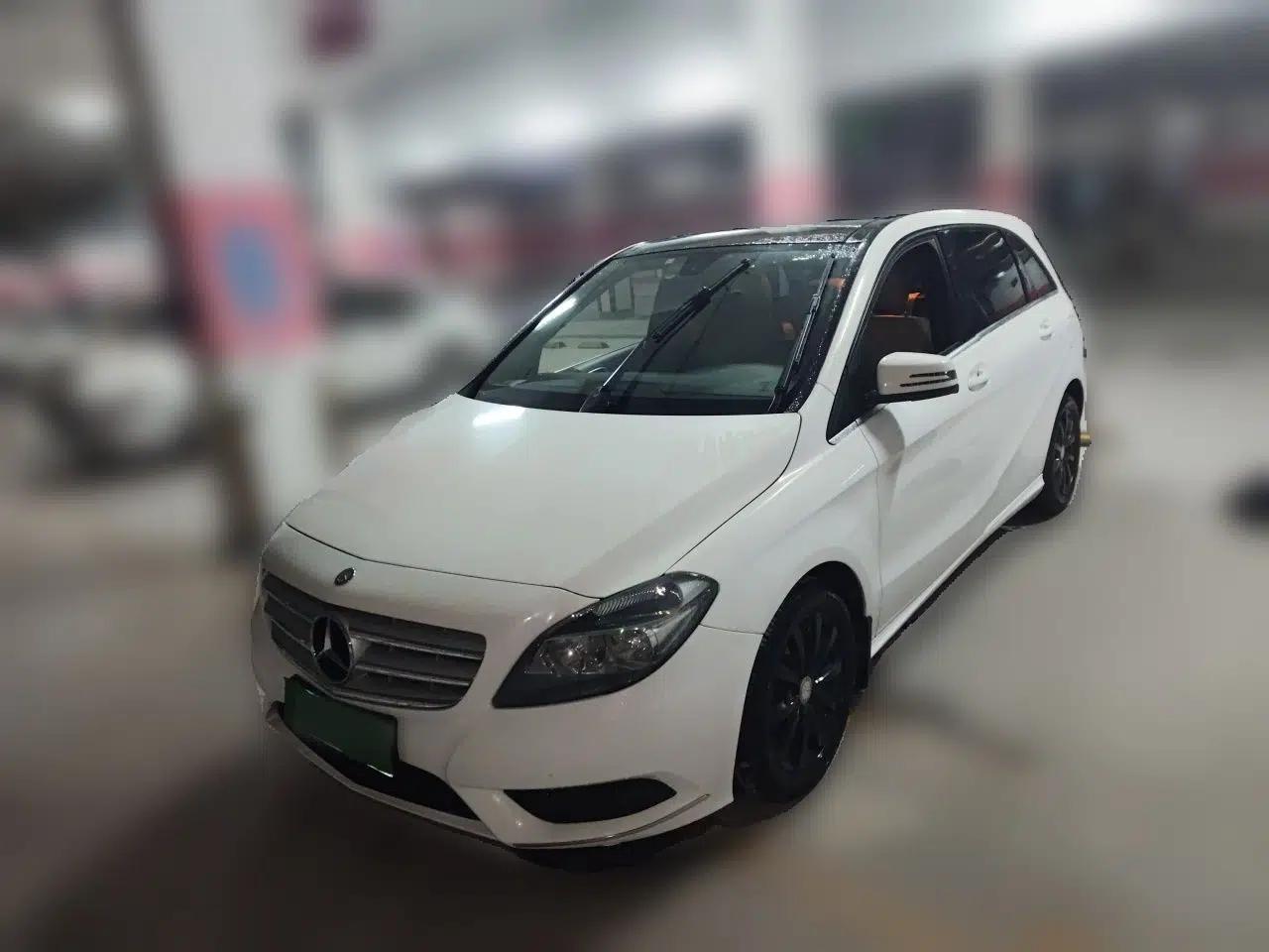 Mercedes-Benz B-Class 2012 B 180 — миниатюра 1