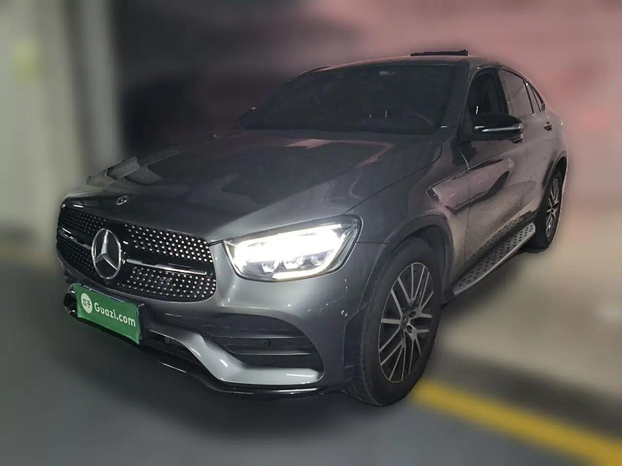 Mercedes-Benz GLC Coupe 2020 GLC 300 4MATIC Coupe SUV — миниатюра 1