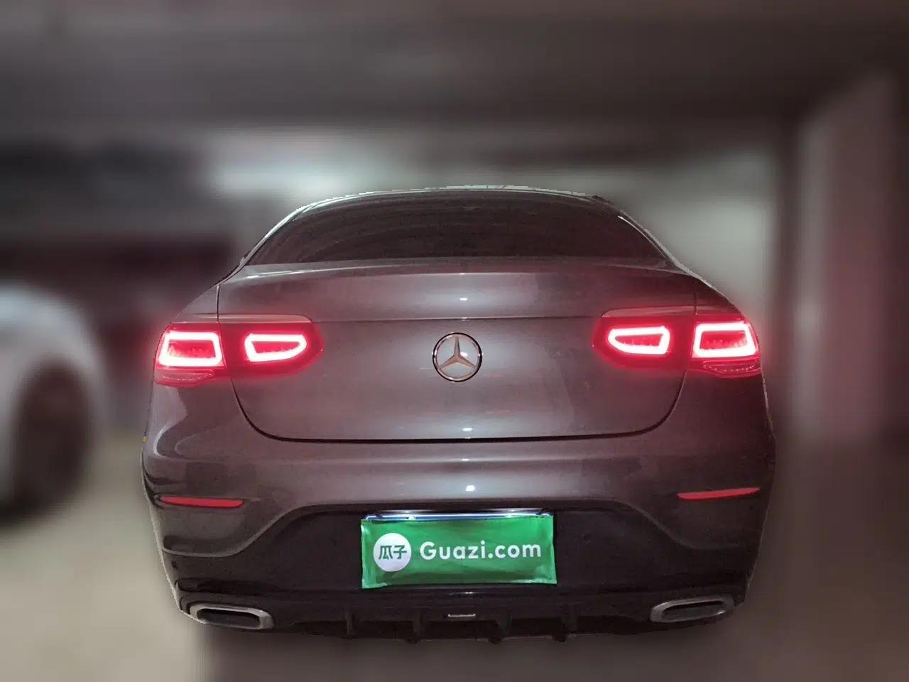 Mercedes-Benz GLC Coupe 2020 GLC 300 4MATIC Coupe SUV — миниатюра 5