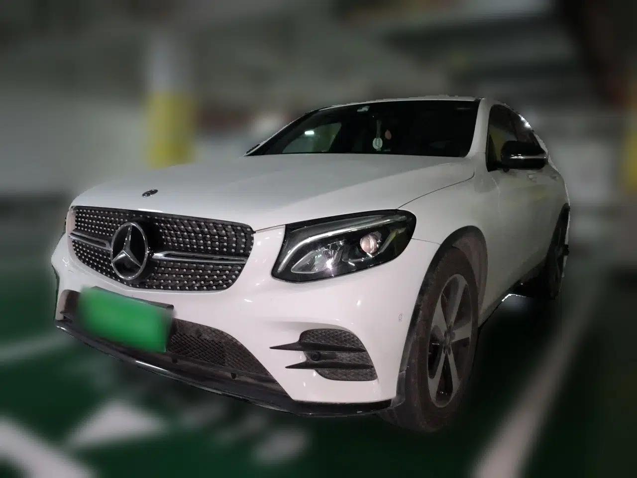 Mercedes-Benz GLC Coupe 2018 GLC 200 4MATIC Coupe SUV — миниатюра 1