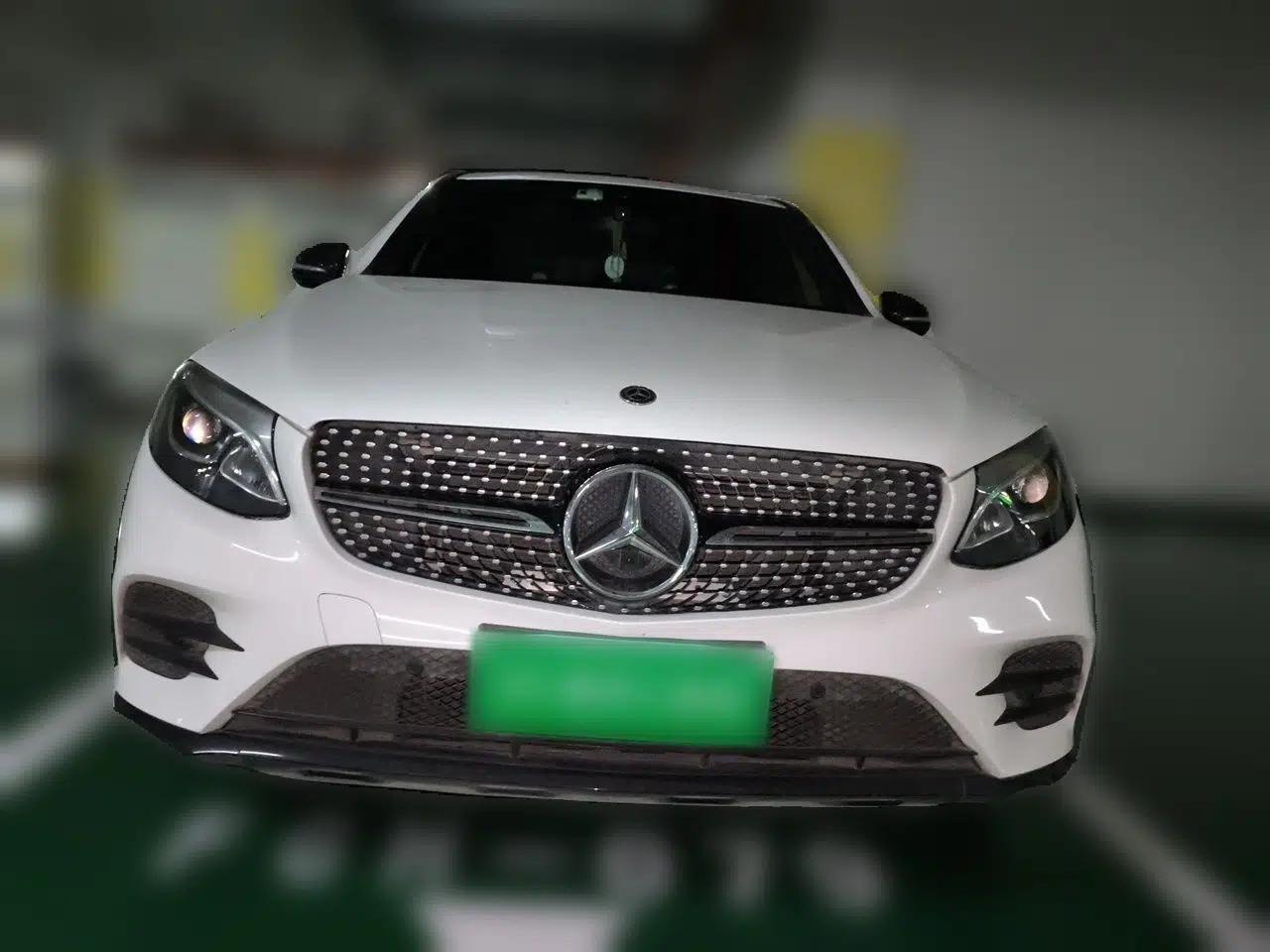 Mercedes-Benz GLC Coupe 2018 GLC 200 4MATIC Coupe SUV — миниатюра 2