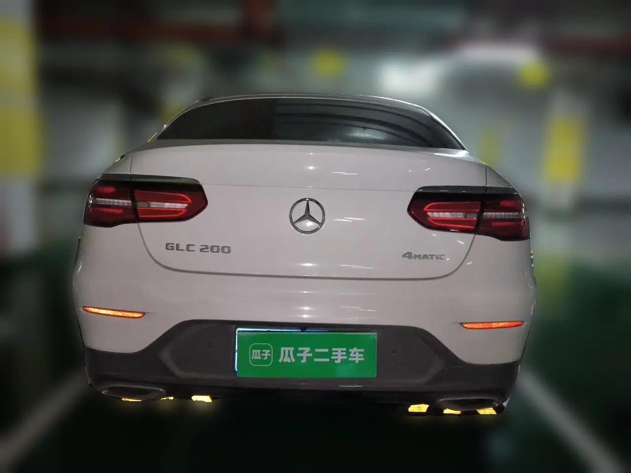 Mercedes-Benz GLC Coupe 2018 GLC 200 4MATIC Coupe SUV — миниатюра 5