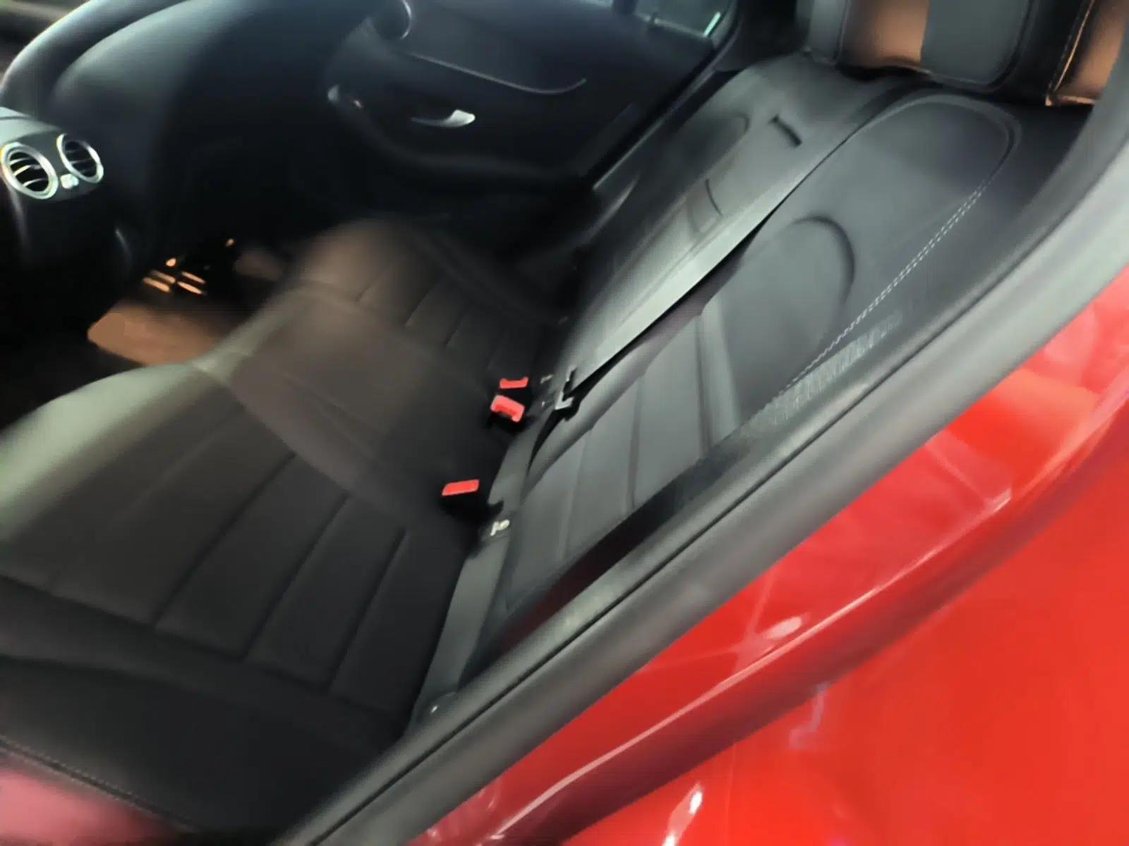 Mercedes-Benz GLC Coupe 2020 GLC 300 4MATIC Coupe SUV — миниатюра 20