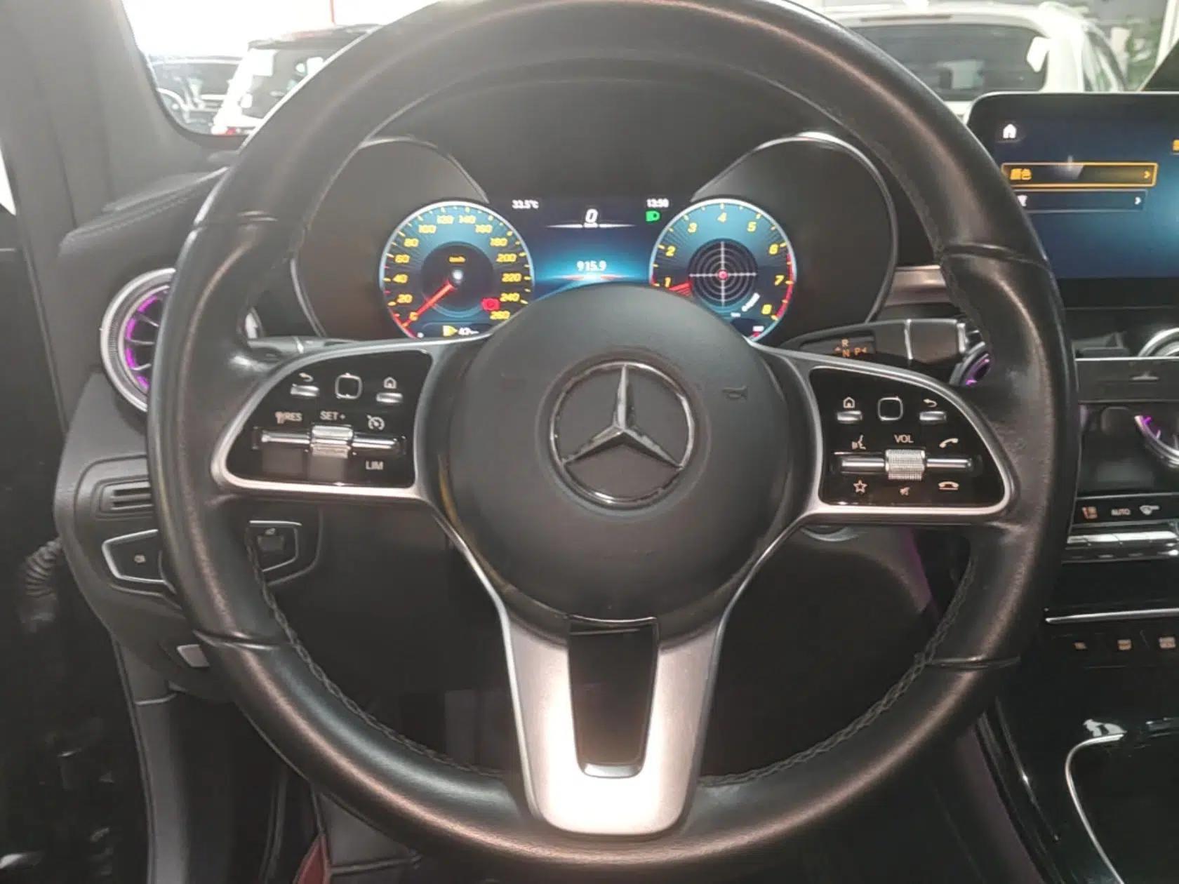 Mercedes-Benz GLC Coupe 2021 GLC 260 4MATIC Coupe SUV — миниатюра 18