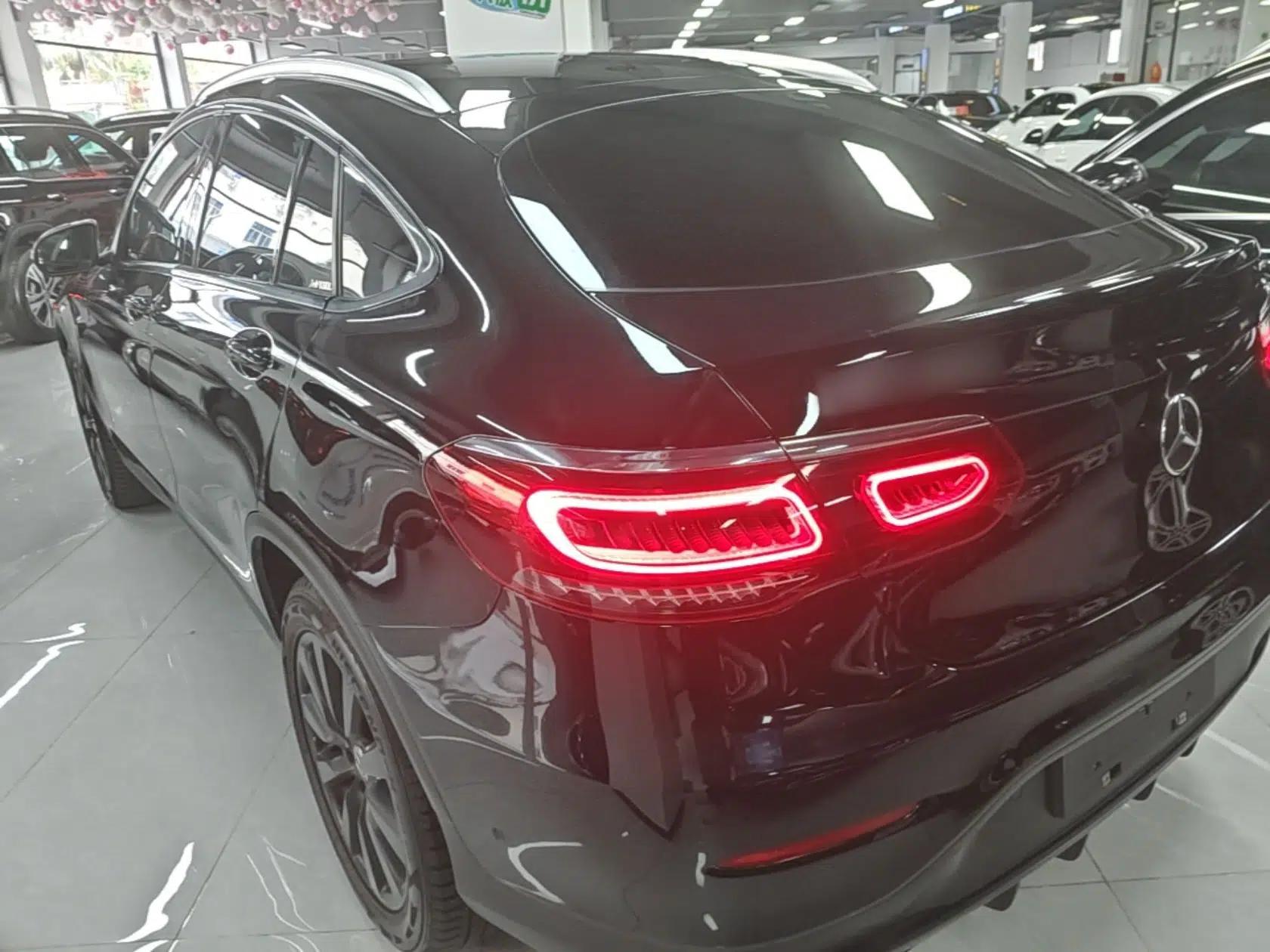 Mercedes-Benz GLC Coupe 2021 GLC 260 4MATIC Coupe SUV — миниатюра 4
