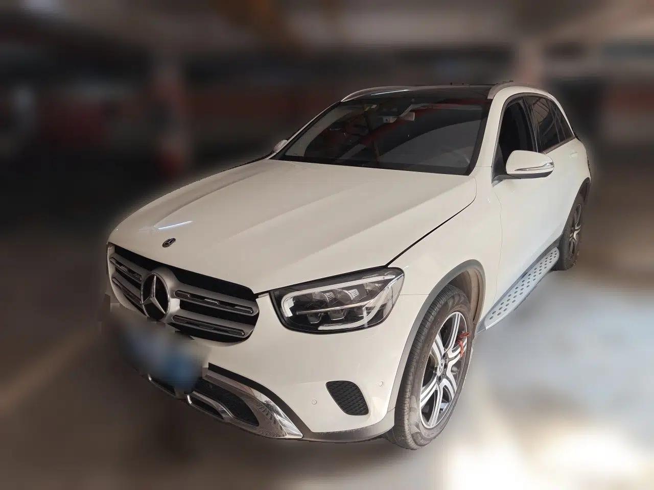 Mercedes-Benz GLC Coupe 2020 GLC 300 4MATIC Coupe SUV — миниатюра 1