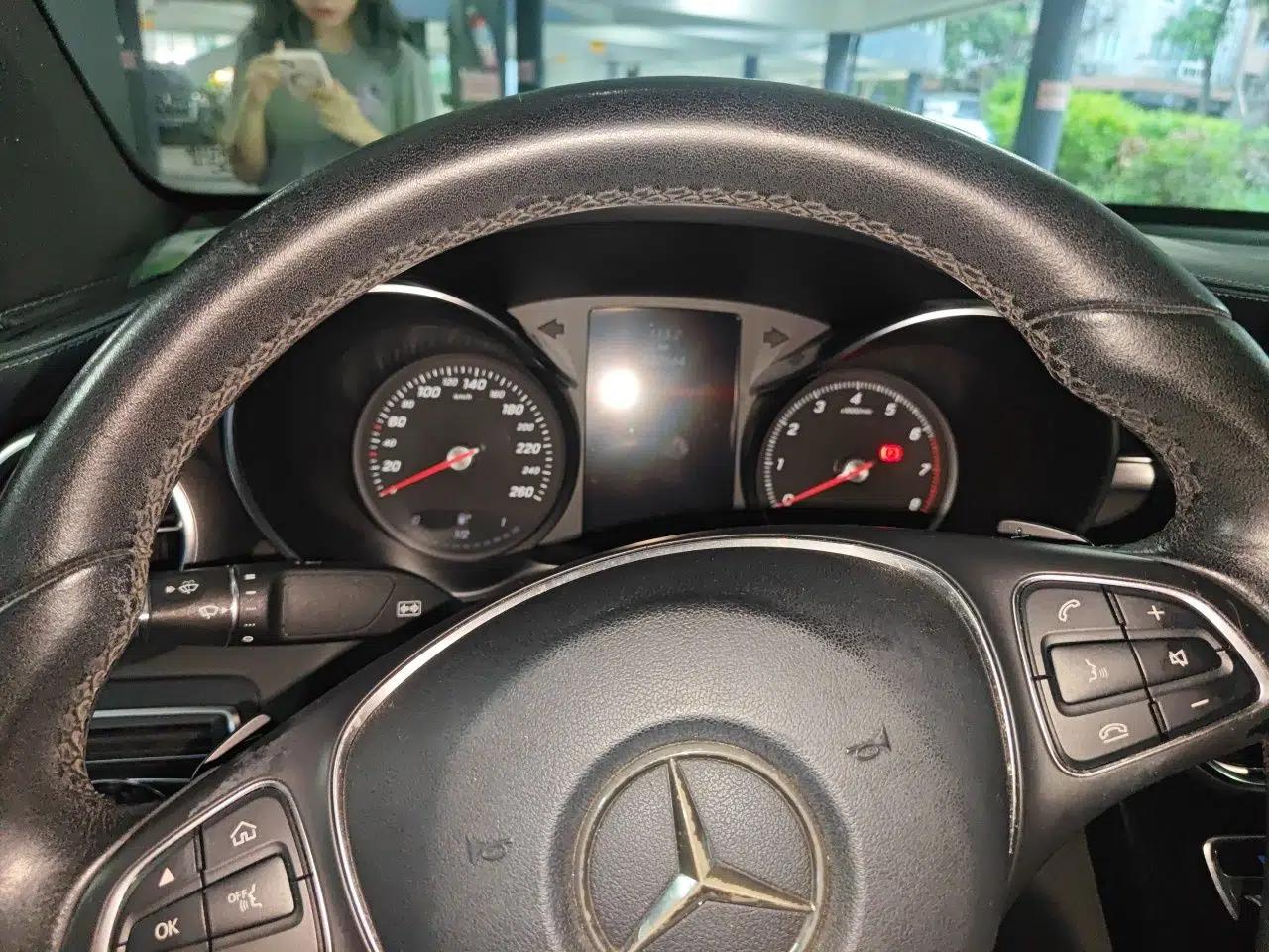 Mercedes-Benz GLC Coupe 2017 GLC 200 4MATIC Coupe SUV — миниатюра 11