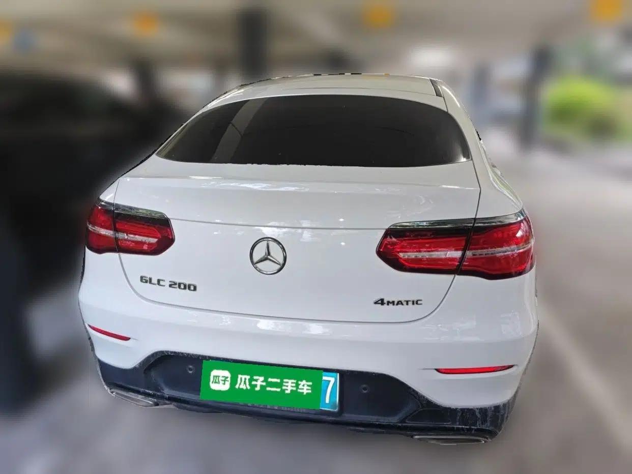 Mercedes-Benz GLC Coupe 2017 GLC 200 4MATIC Coupe SUV — миниатюра 5