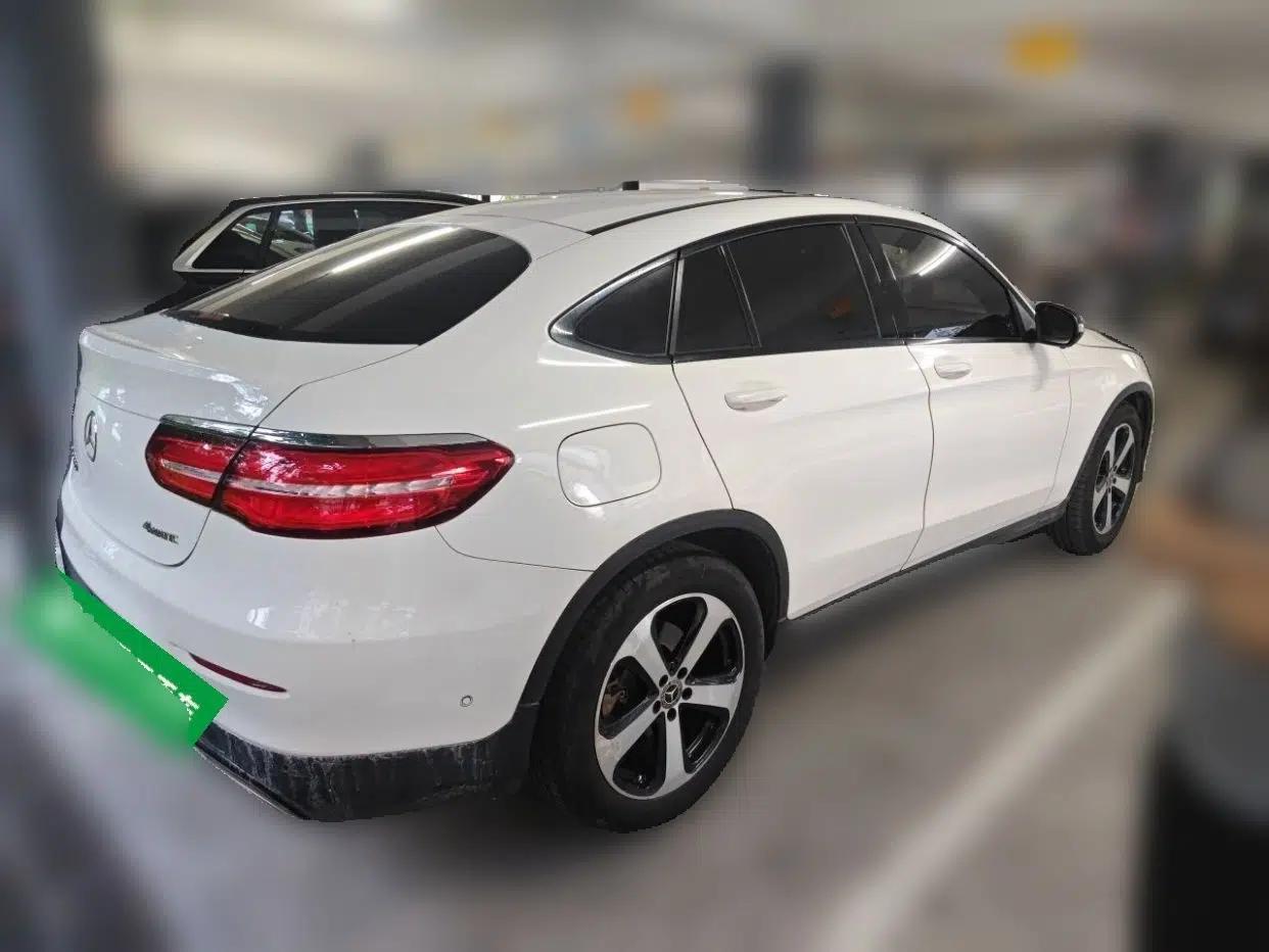 Mercedes-Benz GLC Coupe 2017 GLC 200 4MATIC Coupe SUV — миниатюра 6