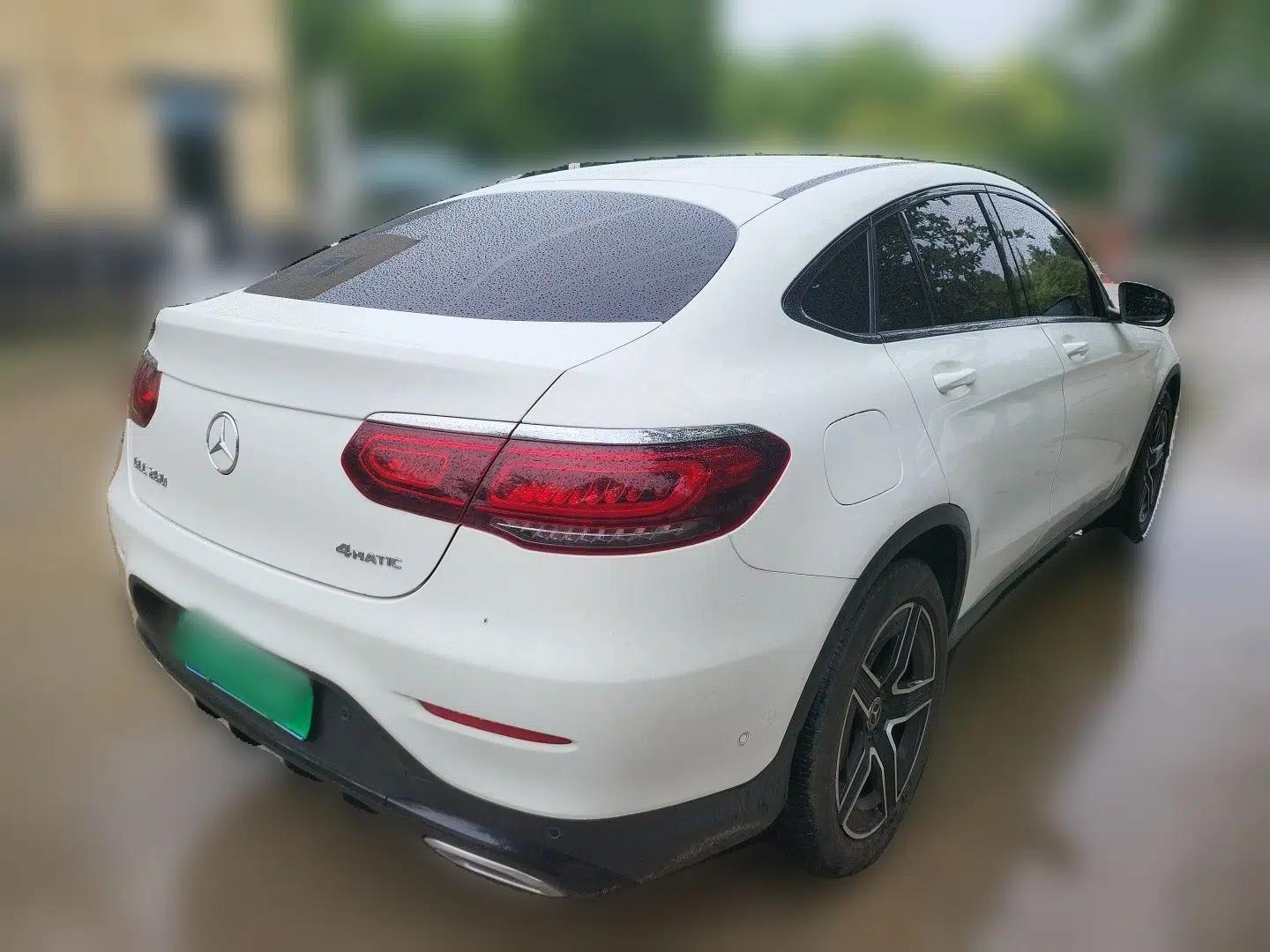 Mercedes-Benz GLC Coupe 2021 GLC 260 4MATIC Coupe SUV — миниатюра 6
