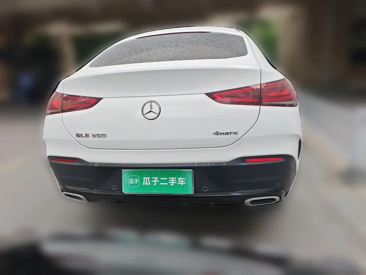 Mercedes-Benz GLE Coupe 2020 GLE 350 4MATIC Coupe SUV Luxury Model — миниатюра 5