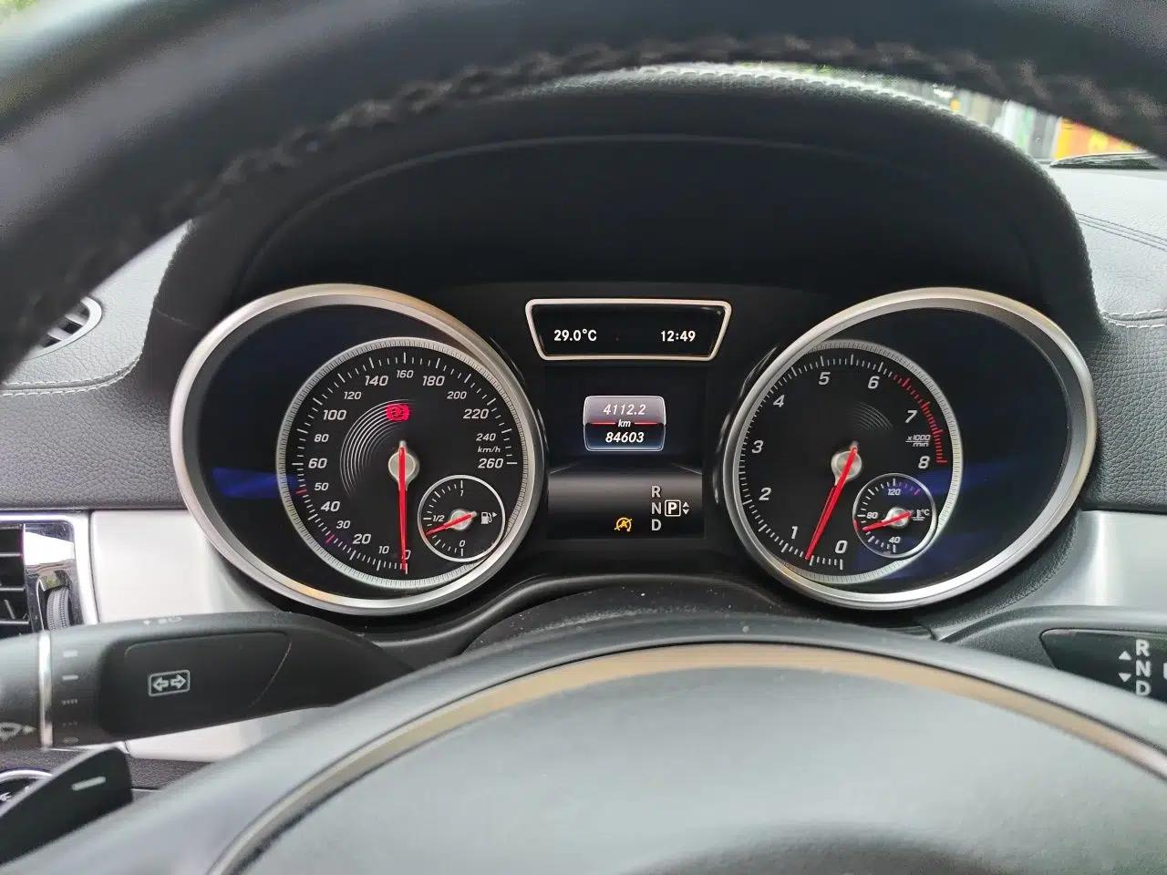Mercedes-Benz GLE Coupe 2015 GLE 320 4MATIC Coupe SUV — миниатюра 11