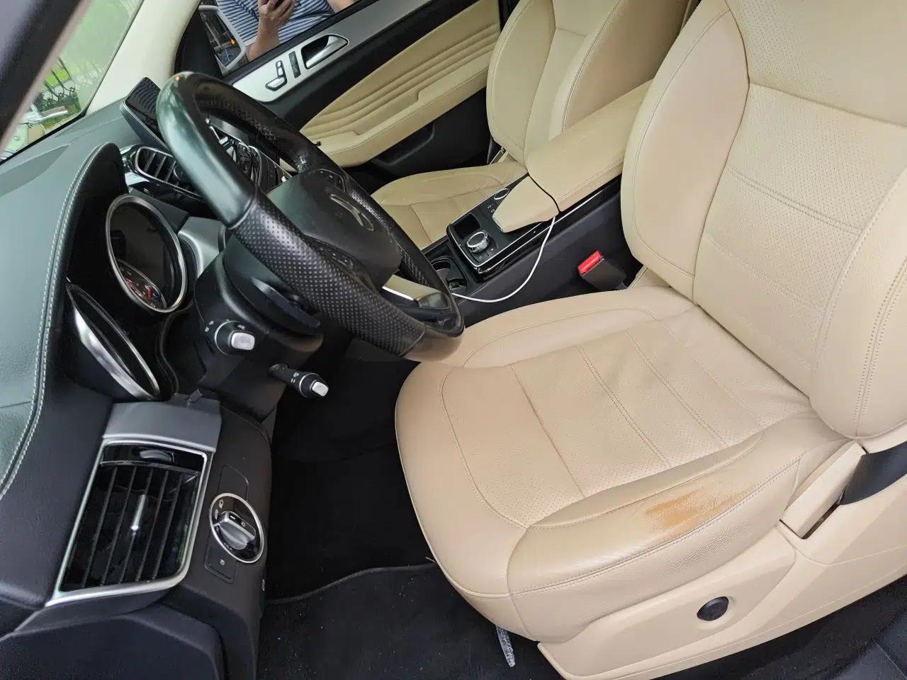 Mercedes-Benz GLE Coupe 2015 GLE 320 4MATIC Coupe SUV — миниатюра 15
