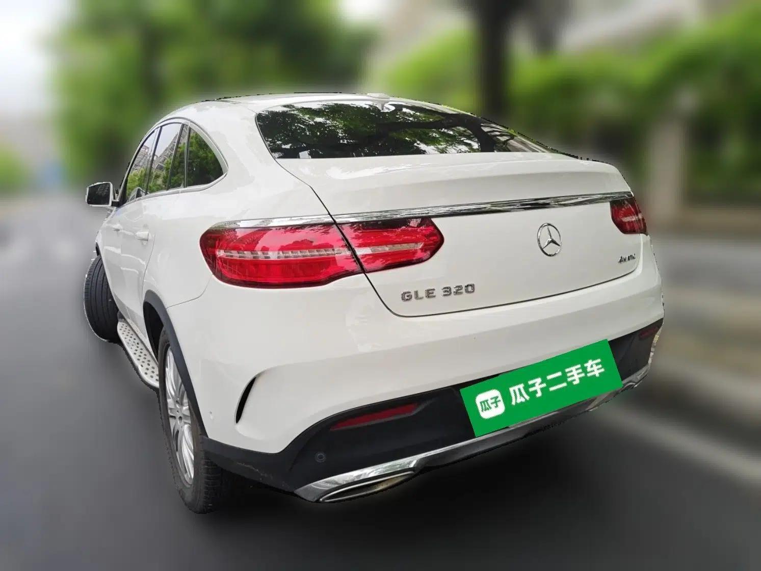 Mercedes-Benz GLE Coupe 2015 GLE 320 4MATIC Coupe SUV — миниатюра 4