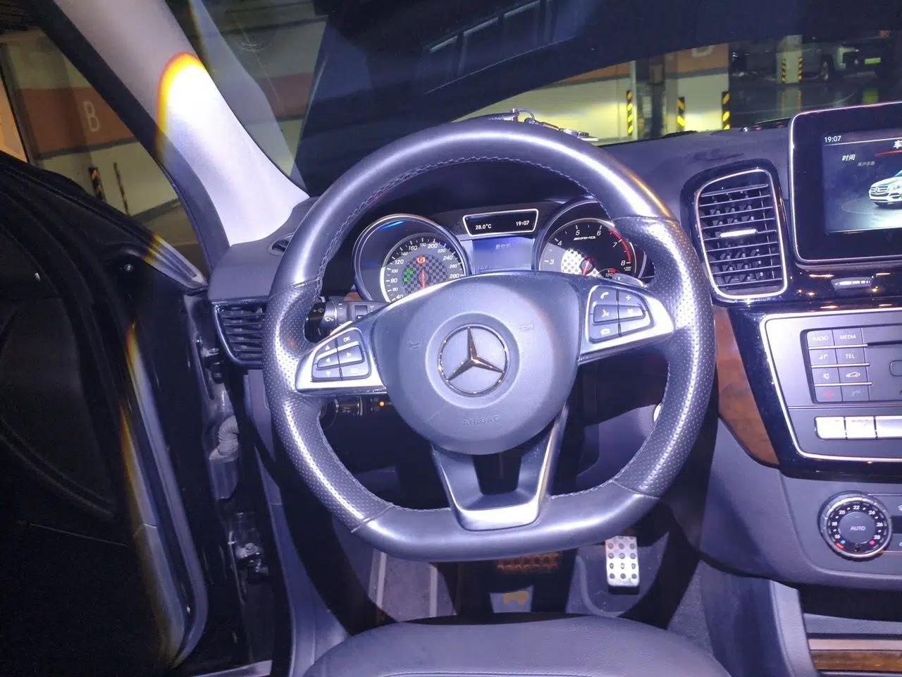 Mercedes-Benz GLE AMG 2017 AMG GLE 43 4MATIC — миниатюра 10