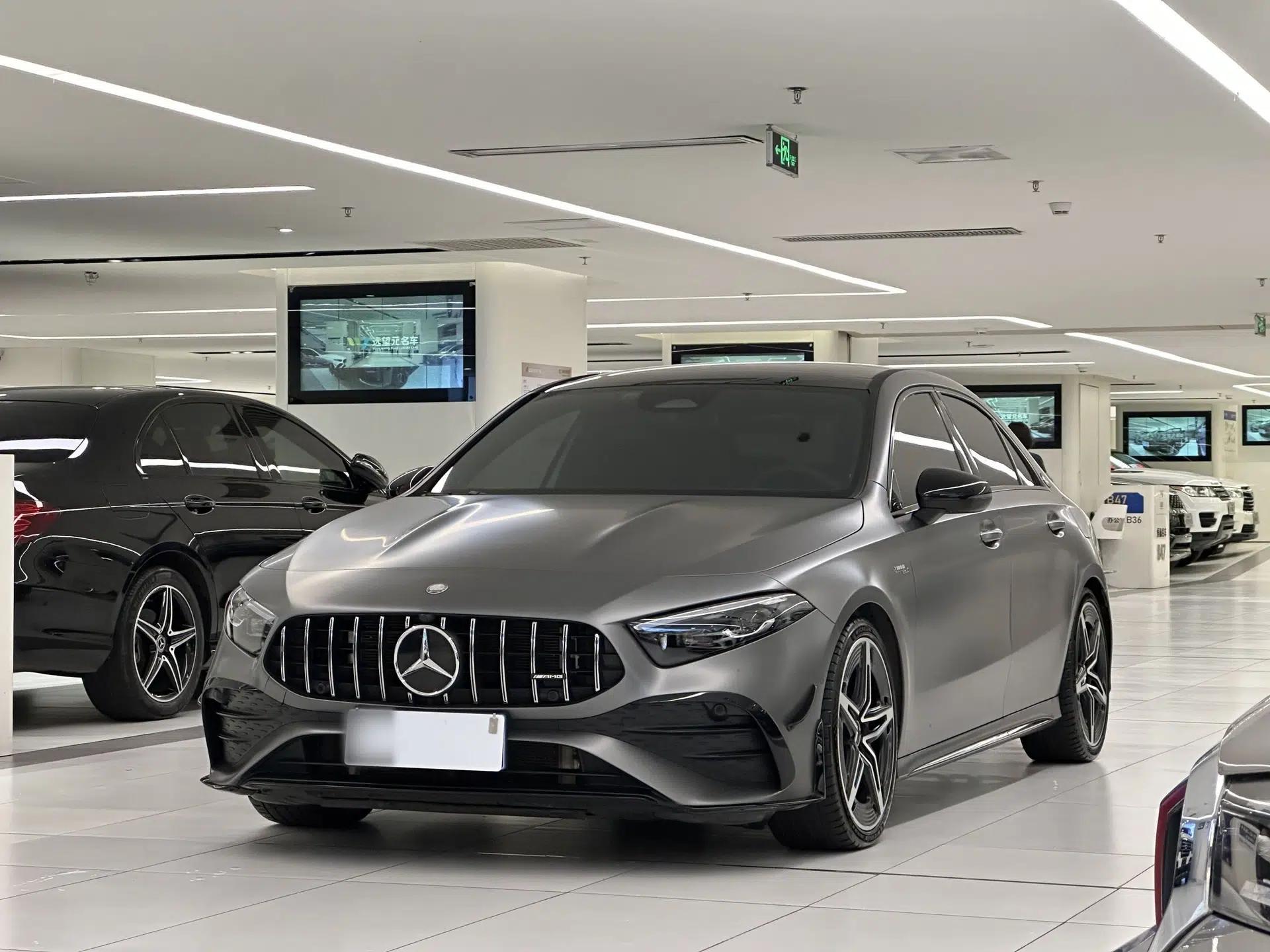 Mercedes-Benz A AMG 2024 Facelift AMG A 35 L 4MATIC — миниатюра 1