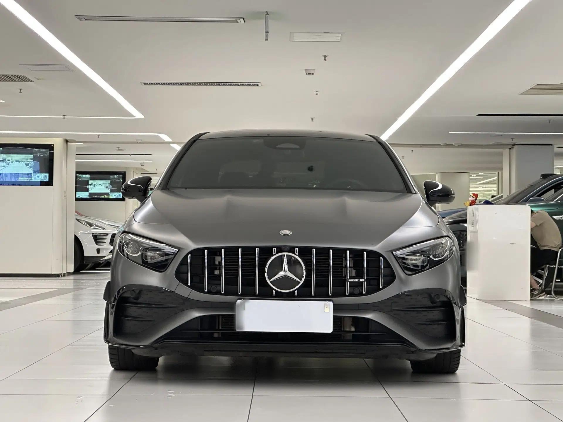 Mercedes-Benz A AMG 2024 Facelift AMG A 35 L 4MATIC — миниатюра 18