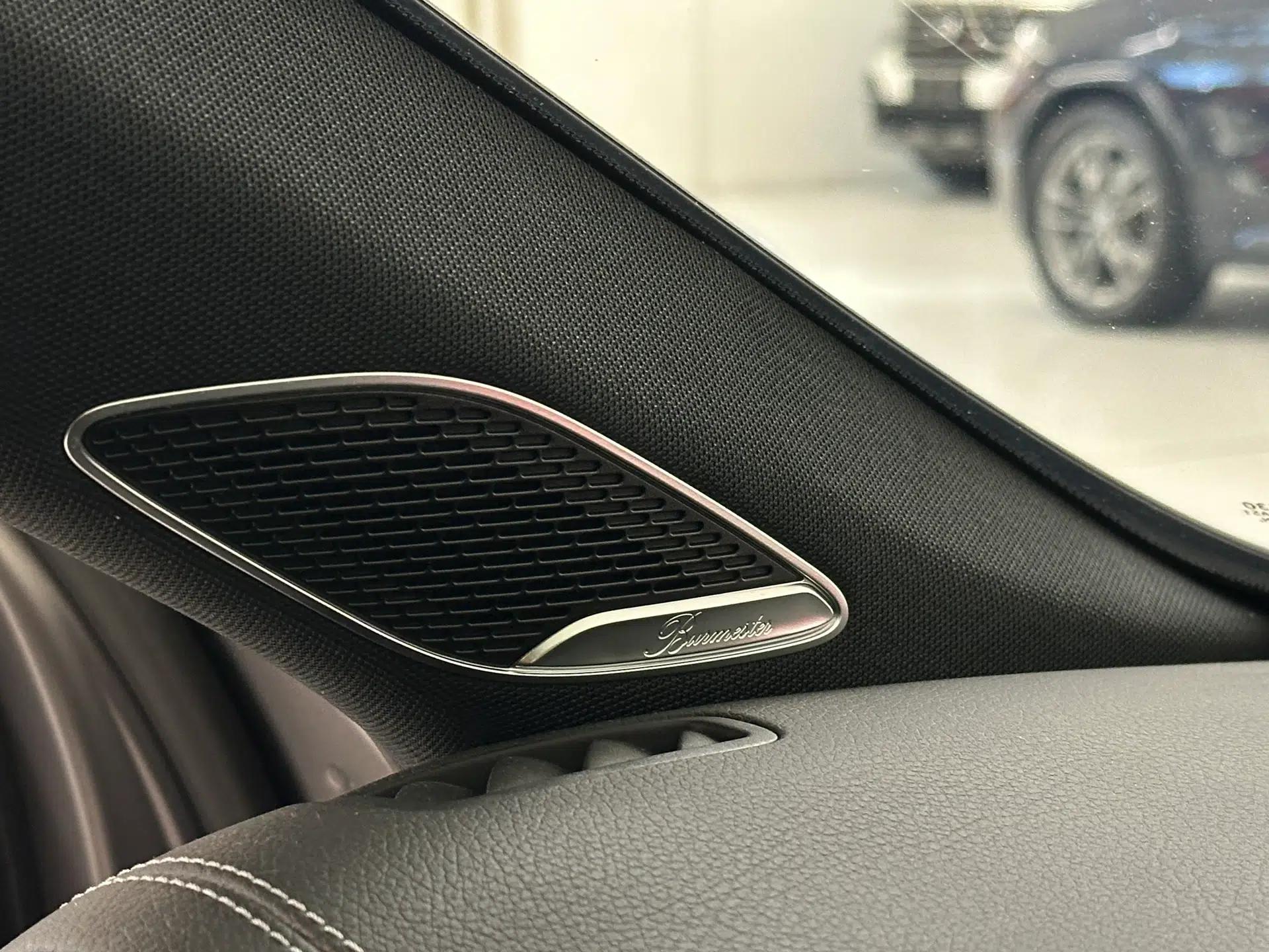 Mercedes-Benz A AMG 2024 Facelift AMG A 35 L 4MATIC — миниатюра 32