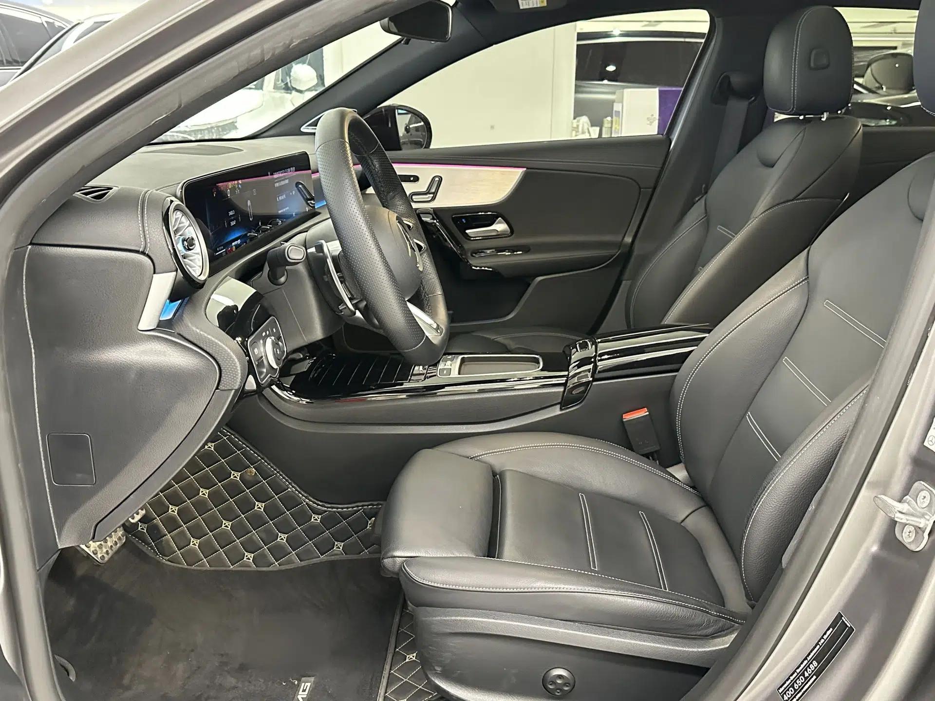 Mercedes-Benz A AMG 2024 Facelift AMG A 35 L 4MATIC — миниатюра 41