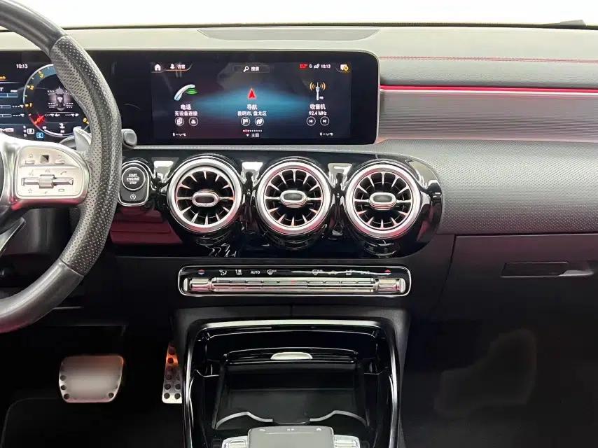 Mercedes-Benz A AMG 2019 AMG A 35 L 4MATIC — миниатюра 20