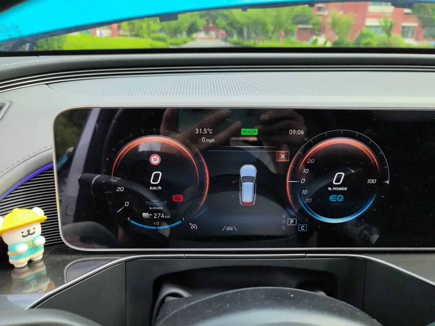 Mercedes-Benz EQC 2020 EQC 400 4MATIC — миниатюра 11