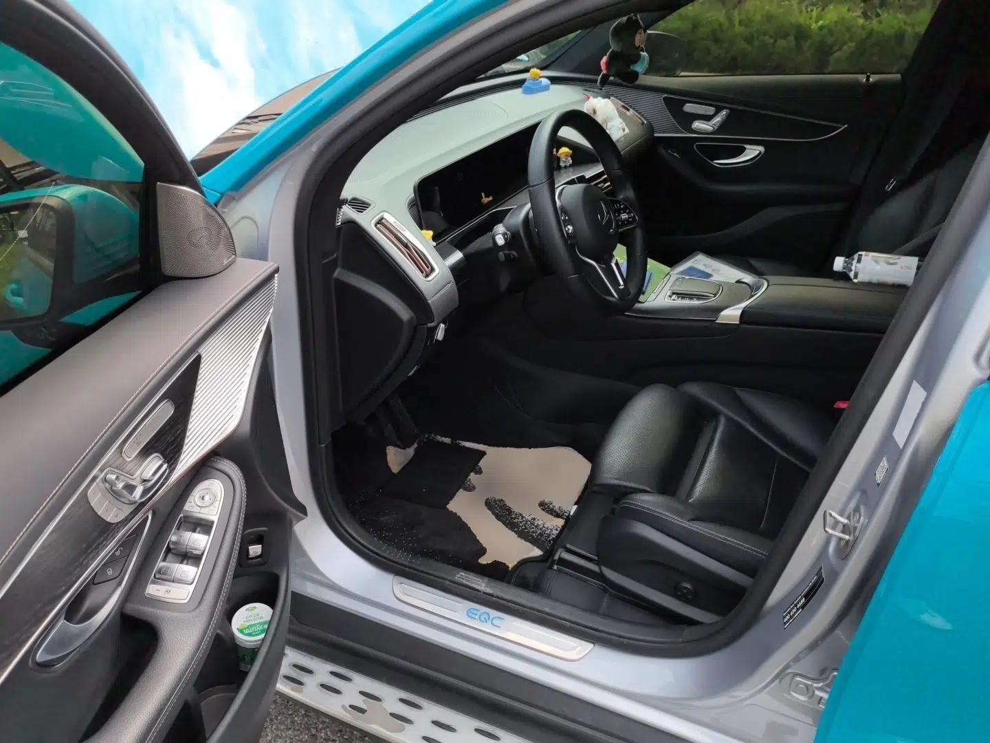 Mercedes-Benz EQC 2020 EQC 400 4MATIC — миниатюра 16
