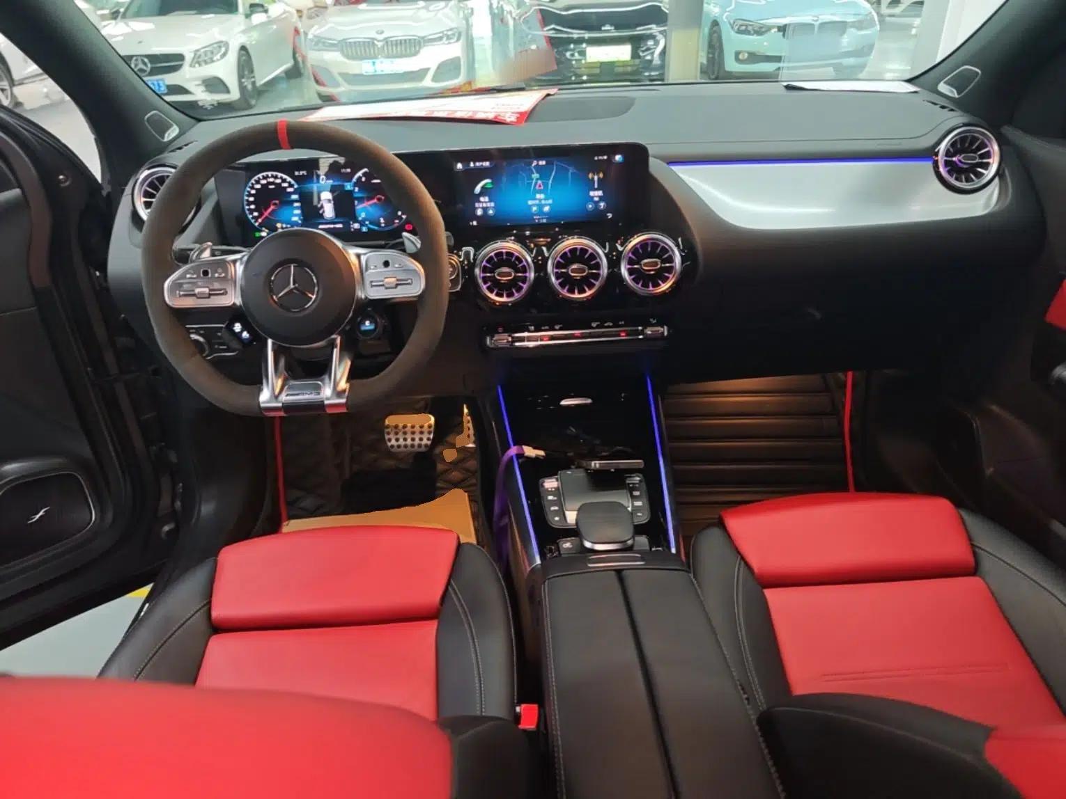 Mercedes-Benz GLA AMG 2021 AMG GLA 35 4MATIC — миниатюра 17