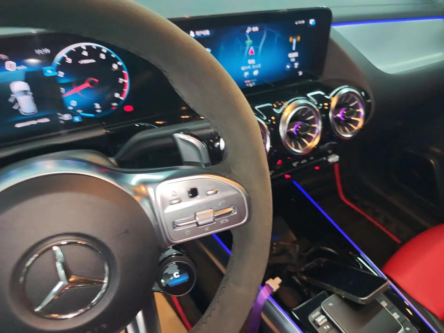 Mercedes-Benz GLA AMG 2021 AMG GLA 35 4MATIC — миниатюра 21