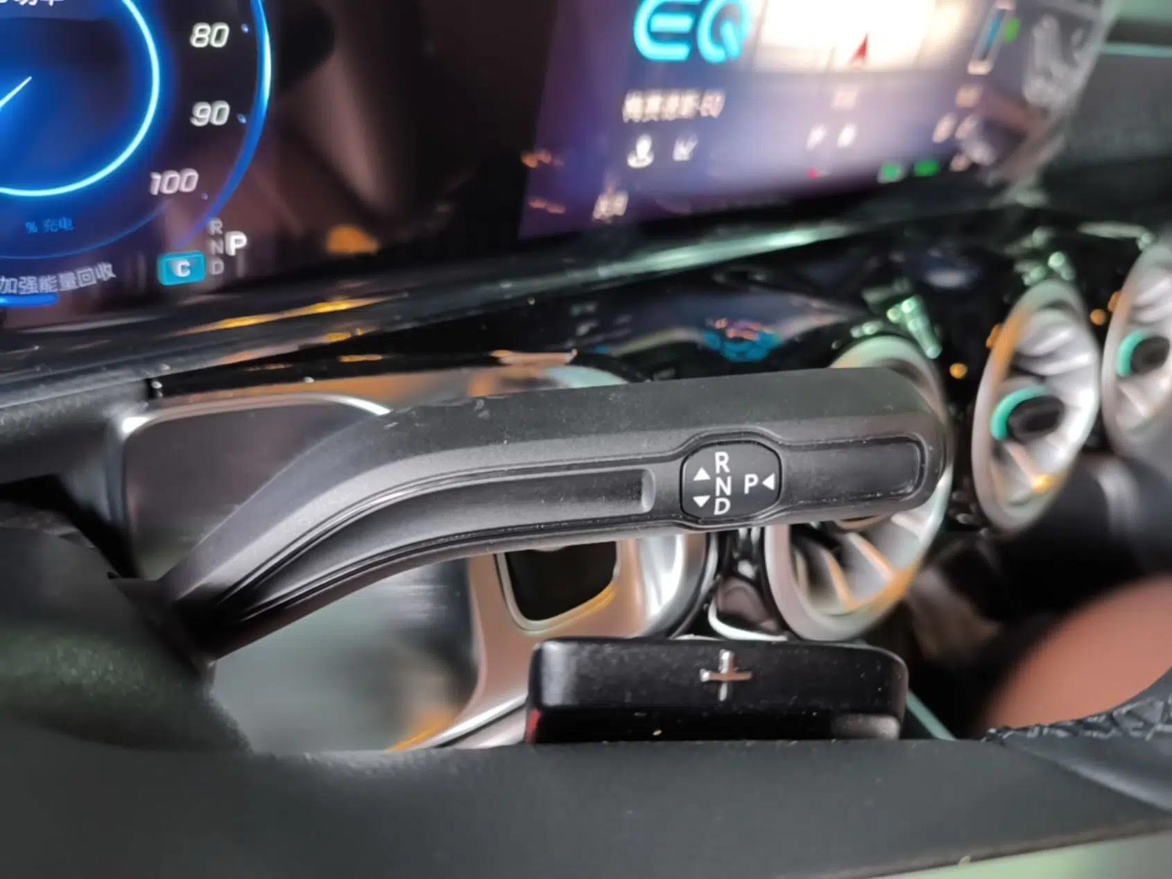 Mercedes-Benz EQB 2025 EQB 260 — миниатюра 16