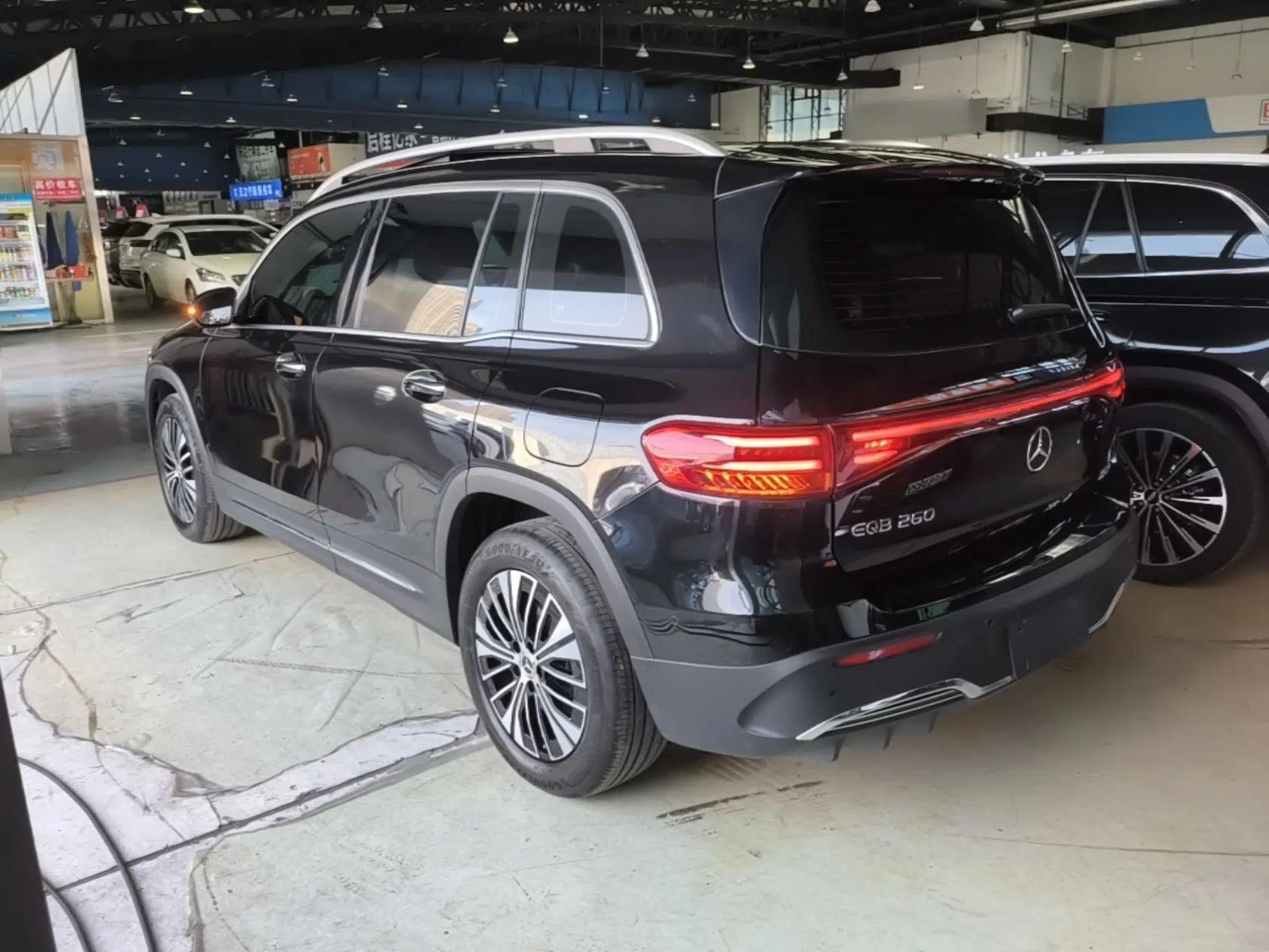 Mercedes-Benz EQB 2025 EQB 260 — миниатюра 4