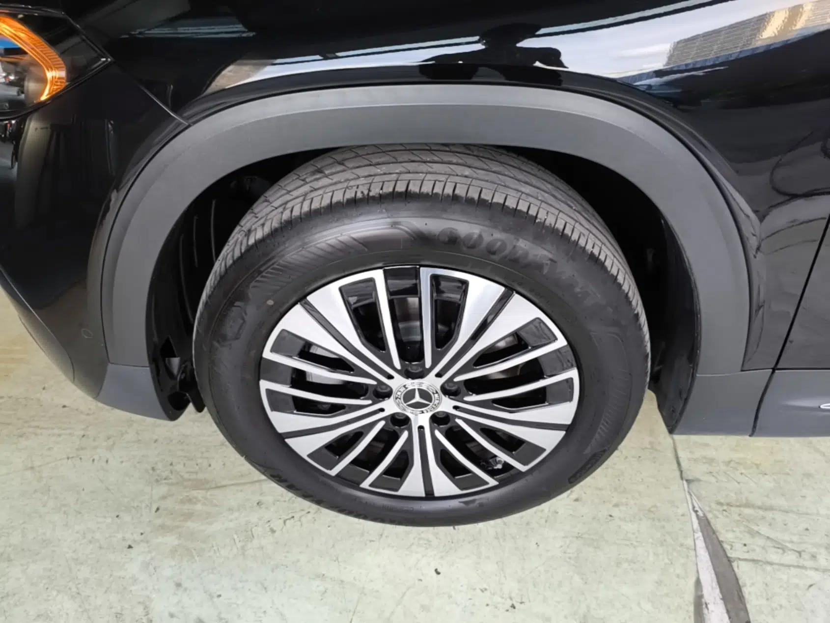 Mercedes-Benz EQB 2025 EQB 260 — миниатюра 10