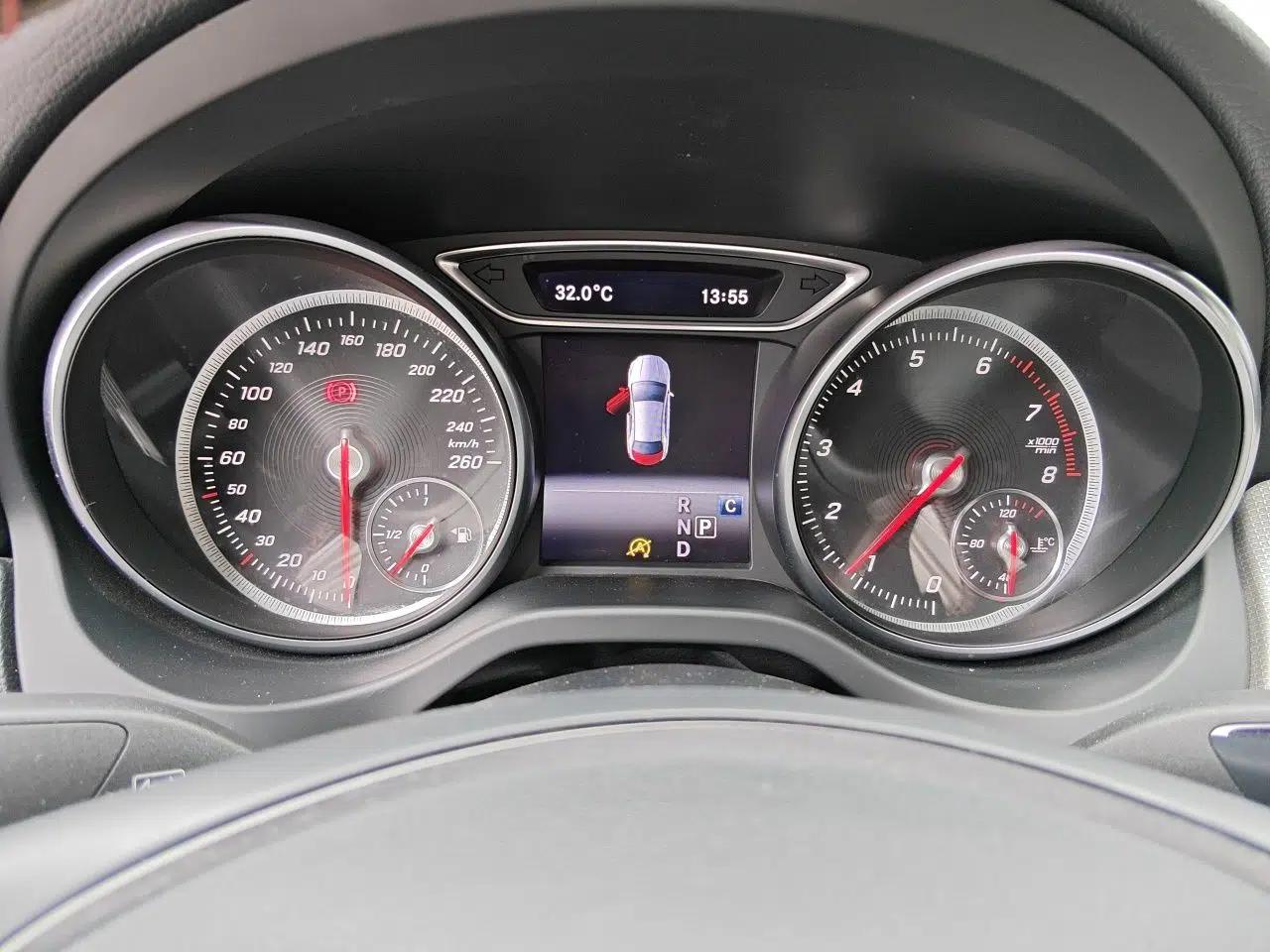 Mercedes-Benz CLA 2018 CLA 200 Sport Edition — миниатюра 11