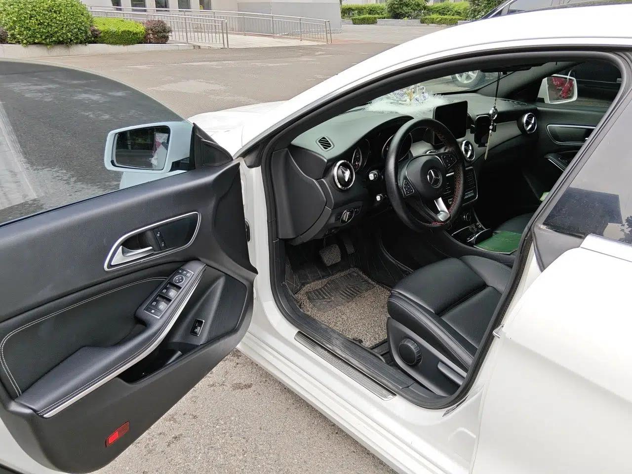 Mercedes-Benz CLA 2018 CLA 200 Sport Edition — миниатюра 16