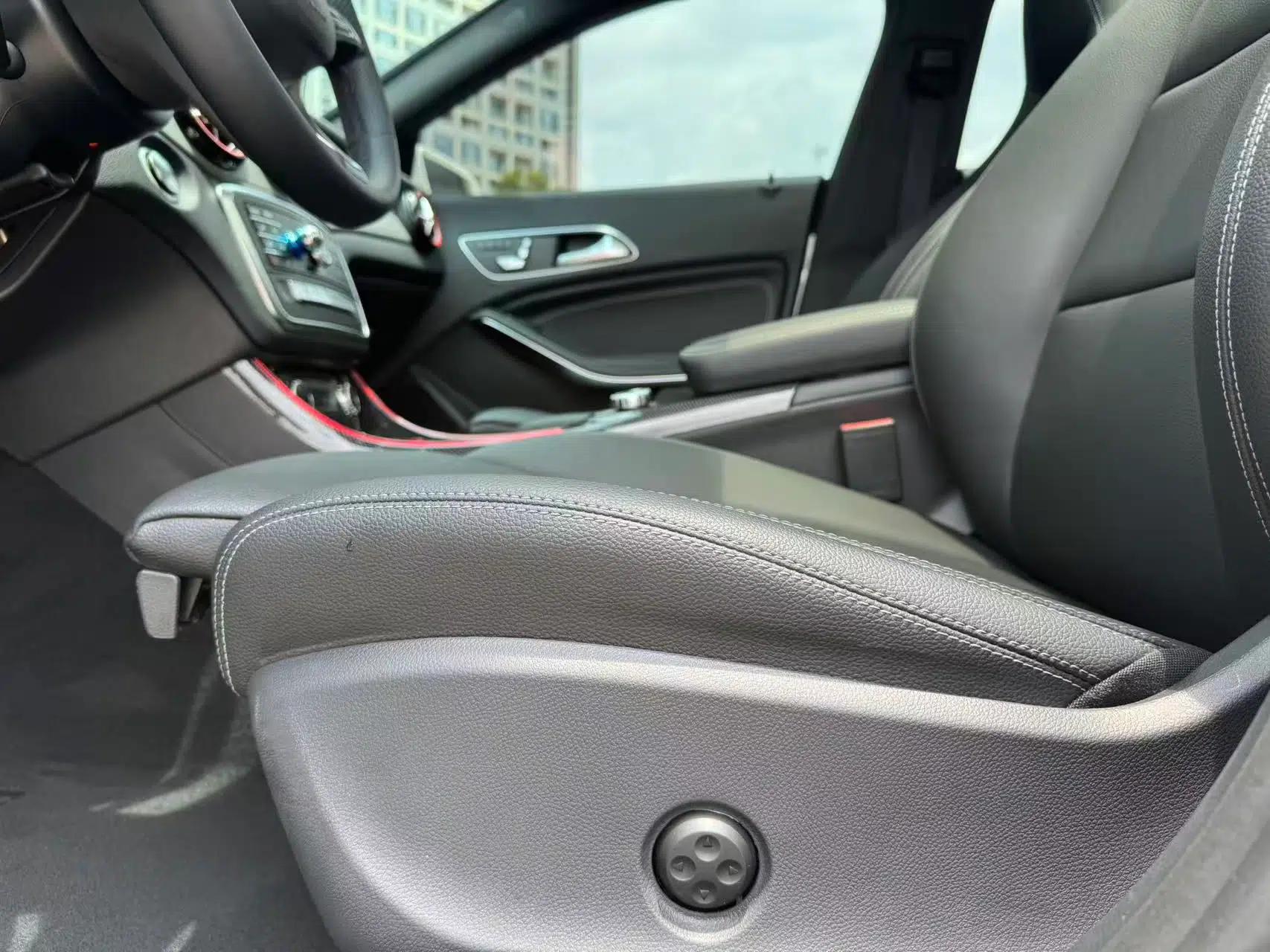 Mercedes-Benz CLA 2018 CLA 200 Style Edition — миниатюра 16